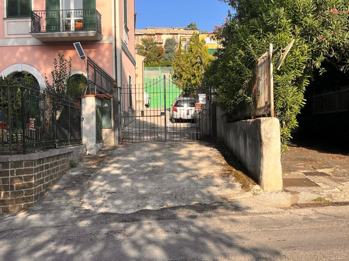 L'Angolo Degli Etruschi Salerno Dış mekan fotoğraf