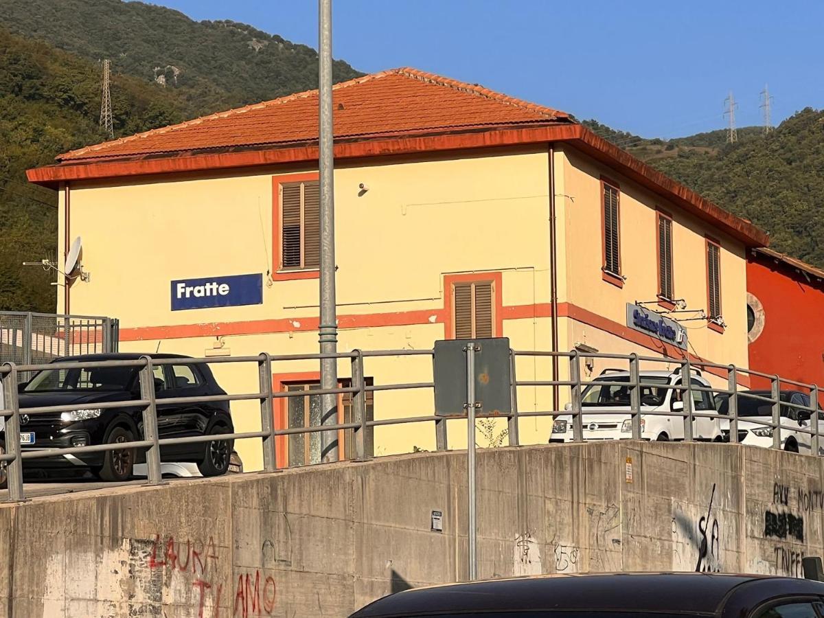 L'Angolo Degli Etruschi Salerno Dış mekan fotoğraf