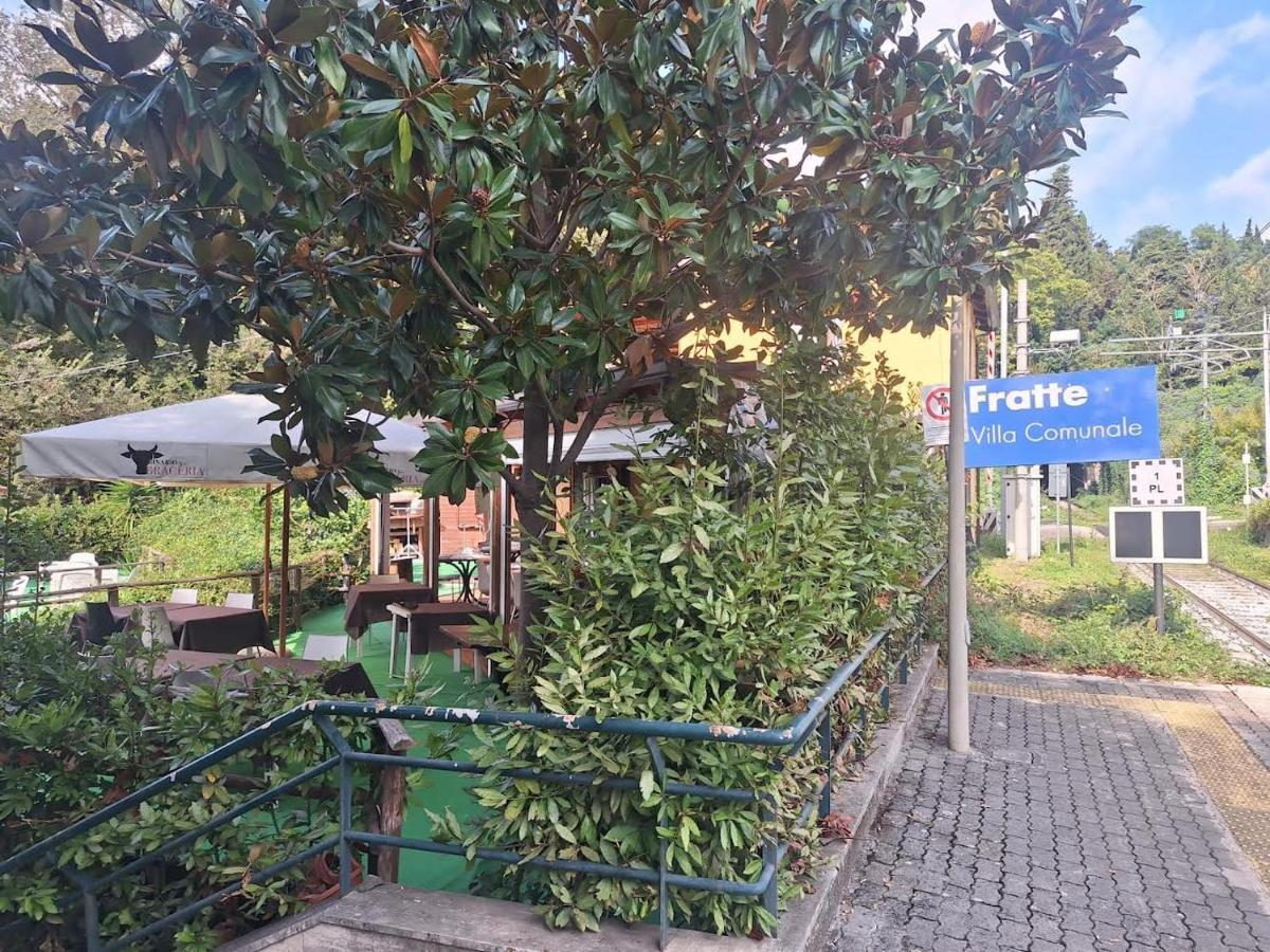 L'Angolo Degli Etruschi Salerno Dış mekan fotoğraf